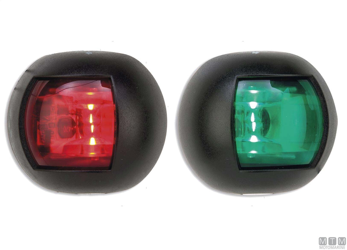 FANALE DI VIA LATERALE LED ROSSO MEZZA SFERA NERO 70X63MM